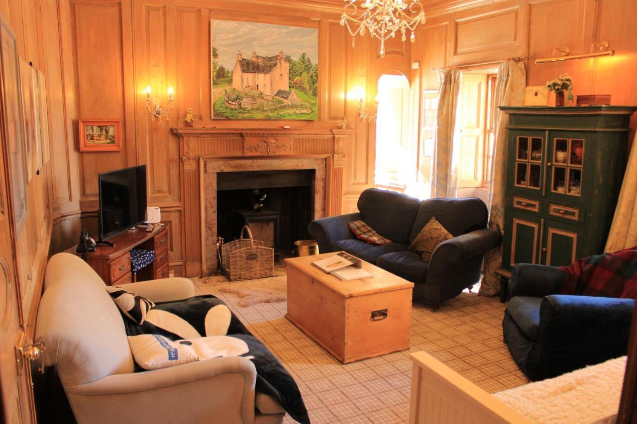 East Wing Lickleyhead Castle Villa Auchleven Luaran gambar
